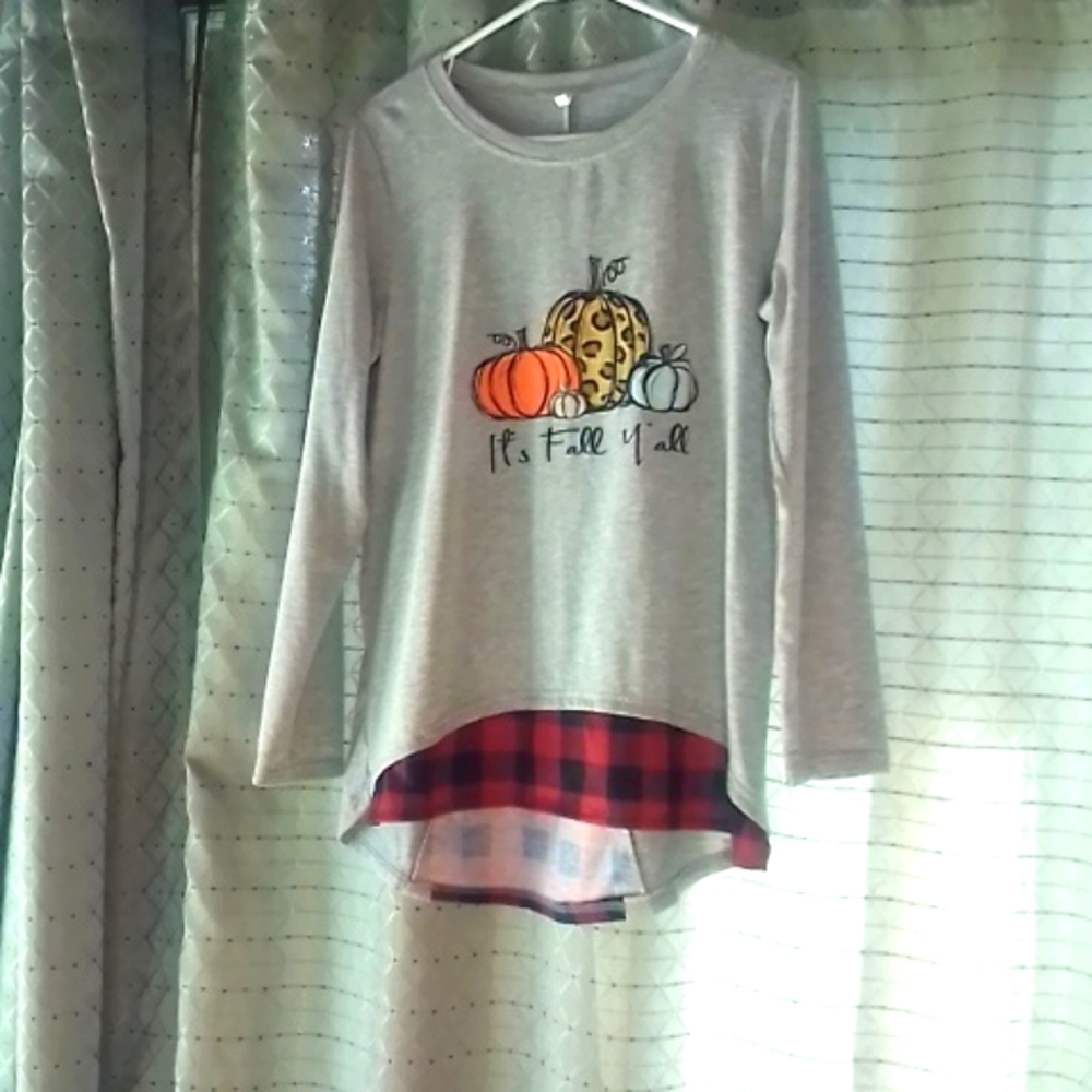 Very Cute Fall Long Sleeve Shirt